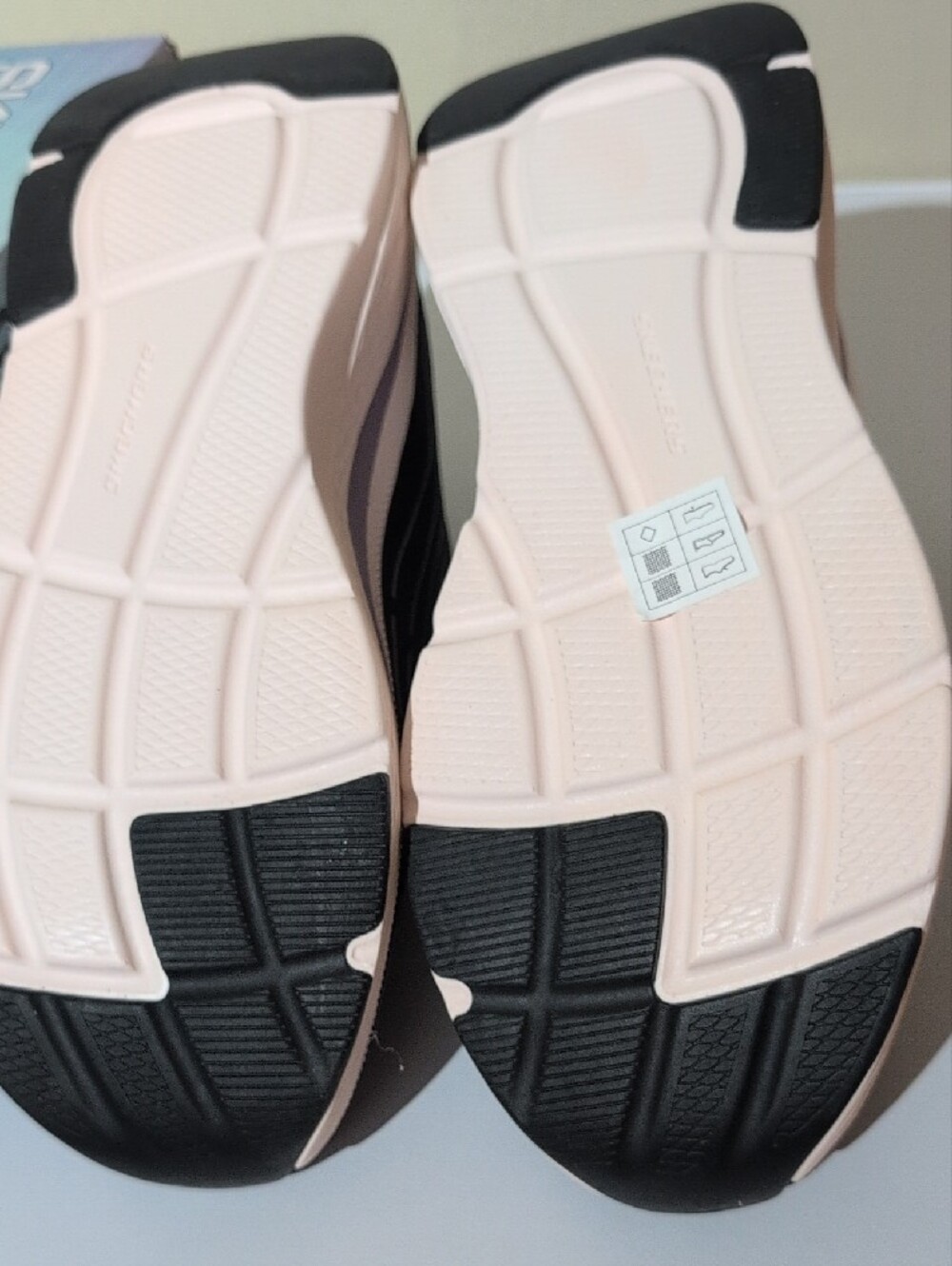 Skechers Ladies Black with Light Pink Accent Sneakers - Picture 5 of 8